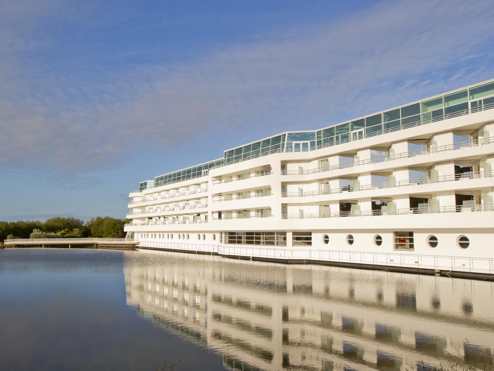 Miramar La Cigale Hotel Thalasso & Spa Arzon Exterior foto